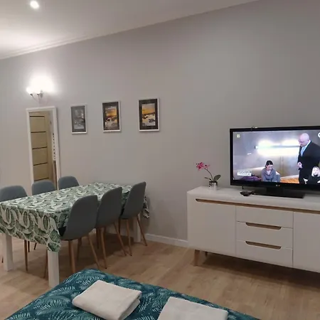 Apartament Na Przedmieściu By Na Dni *