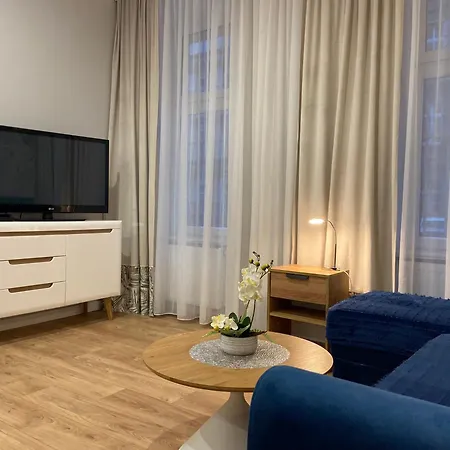 Na Przedmieściu By Na Dni *