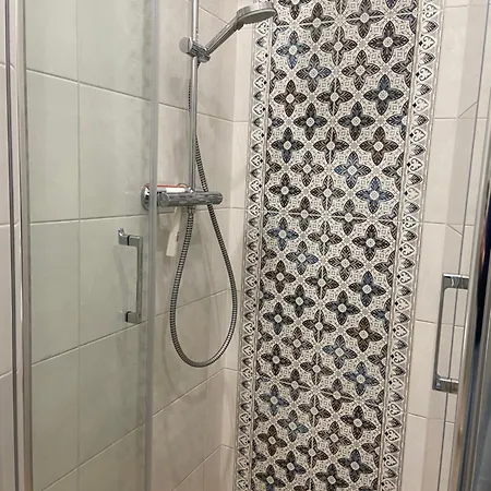 Na Przedmiesciu By Na Dni * Вроцлав